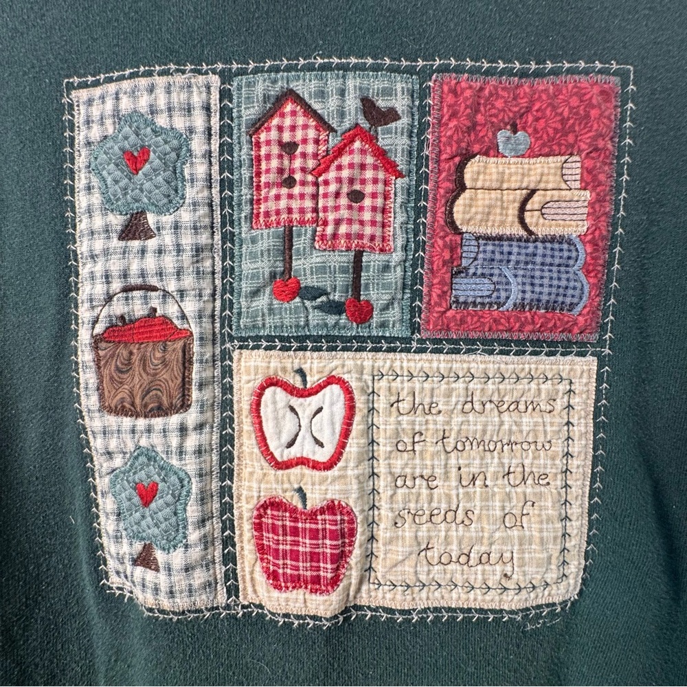 Forest Green Patchwork Appliqu Accent Cottage Swe… - image 3